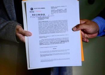 Presentó MC, Juicio Político en contra de Arturo Salinas, gobernador interino de Nuevo León