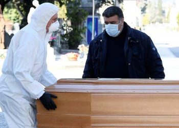 Muertes en México cayeron 24.4% en 2022, pero aún están por encima del nivel prepandemia