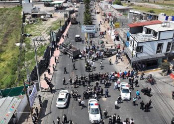Pleito por límites territoriales entre Temcaman y Tonanitla dejó varios lesionados y seis autos dañados
