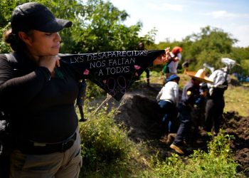 México rebasa las 5 mil 600 fosas clandestinas