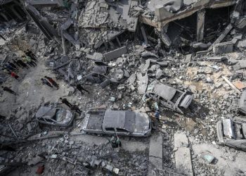 Francia anuncia 10 ciudadanos muertos en ataque de Hamás