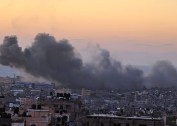 ONU confirma que al menos 600,000 palestinos se han desplazado al centro y sur de Gaza