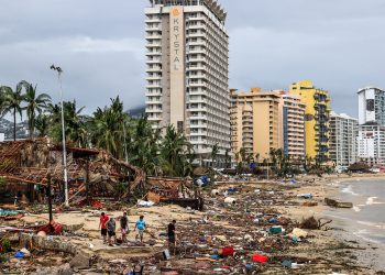 En Acapulco alrededor de 220 hoteles son independientes o familiares, los cuales tienen menores recursos para enfrentar un desastre: Fong