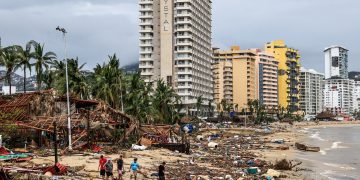 En Acapulco alrededor de 220 hoteles son independientes o familiares, los cuales tienen menores recursos para enfrentar un desastre: Fong