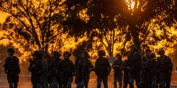 Israel ordena evacuar la ciudad de Tiro y zonas cercanas por operaciones contra Hizbulá