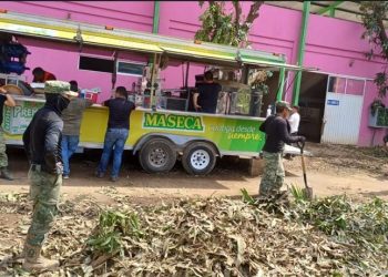 Maseca regala tortillas a damnificados en Acapulco