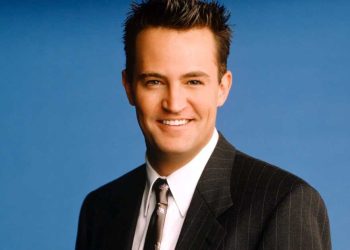 La familia de Matthew Perry con el “corazón roto” tras la muerte del actor