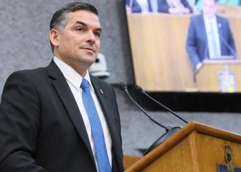 Nuevo León se encuentra con un gobernador que engañó al pueblo, se comprometió a estar seis años pero está dejando el cargo en beneficio personal: García