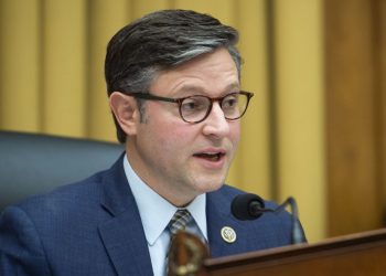 Mike Johnson es elegido nuevo presidente de la Cámara Baja de Estados Unidos