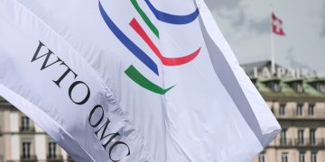 OMC prevé una fuerte desaceleración del comercio global, que crecerá sólo un 0.8 % en 2023