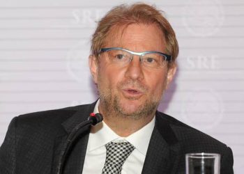 Las denunciantes de Andrés Roemer se enteraron de su proceso por los medios de comunicación, esperaríamos que el gobierno mexicano informara directamente a las víctimas: Abogada