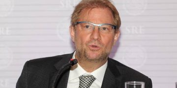 Las denunciantes de Andrés Roemer se enteraron de su proceso por los medios de comunicación, esperaríamos que el gobierno mexicano informara directamente a las víctimas: Abogada