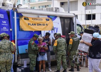 Se mantiene en 27 la cifra de muertos por Otis, Sedena habilita dos puentes aéreos para evacuación en Acapulco
