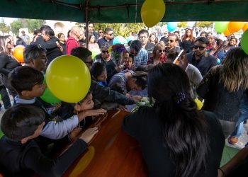 Sepultan a Ociel Baena en su natal Saltillo