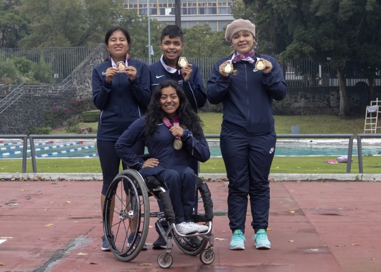 Laila, Mauricio, Fernanda y Viridiana