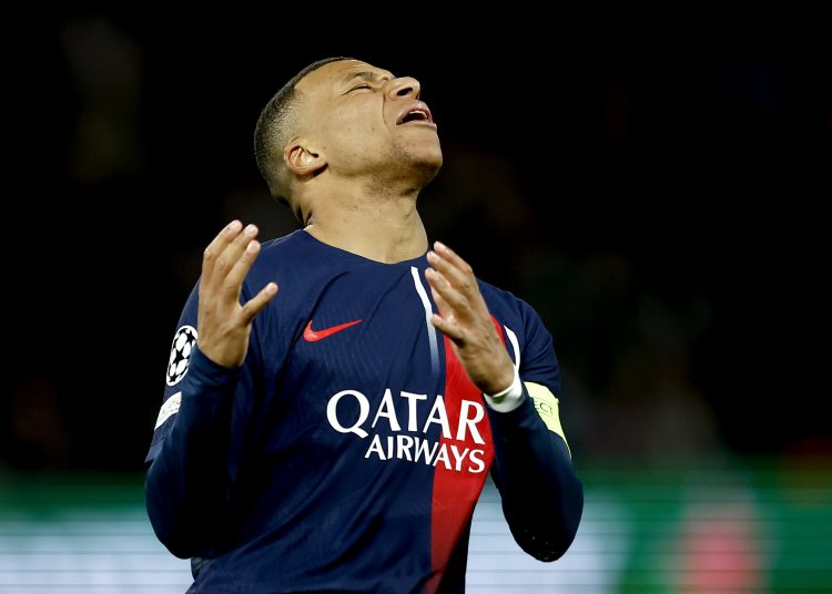 Paris (France), 28/11/2023.- Kylian Mbappe of PSG reacts during the UEFA Champions League group F match between Paris Saint-Germain and Newcastle United in Paris, France, 28 November 2023. (Liga de Campeones, Francia) EFE/EPA/YOAN VALAT