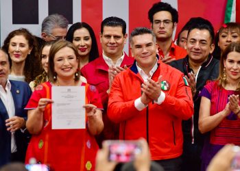 Se registró Xóchitl Gálvez como precandidata del PRI a la presidencia de la república, pidió jalar parejo
