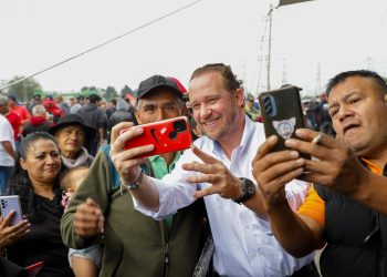 Santiago Taboada es nombrado precandidato del Frente Amplio por la Jefatura de Gobierno de la CDMX