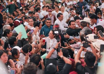 Sheinbaum se compromete a luchar por las mujeres