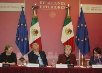 Israel está en su derecho de constituirse en un Estado, pero no a costa de otro: Alicia Bárcena