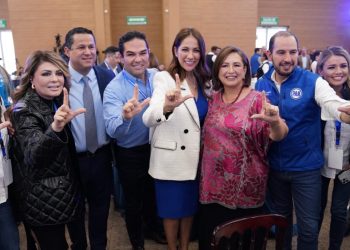 Xóchitl Gálvez se reúne con Diputados y Diputadas del PAN en el marco de la reunión plenaria 2023