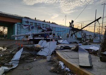 El poco transporte público en Acapulco que ha comenzado a operar ha incremento su costo entre un 30 y 40%