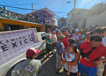 La Asociación civil de Ebrard El Camino de México entrega 2800 despensas en Acapulco