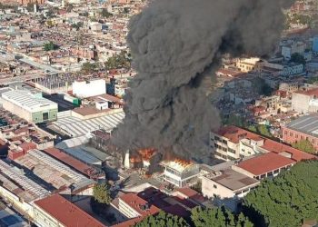 Esta es la calidad del aire tras intenso incendio en el centro de la CDMX