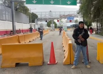 Por flujo migratorio cierran Puente Internacional 1