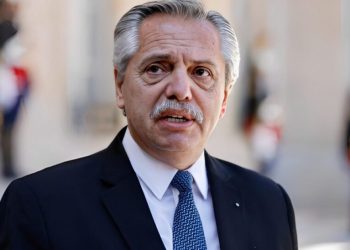 Alberto Fernández reconoce el veredicto popular que eligió a Milei