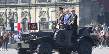 Se lleva a cabo el desfile por el 113 aniversario de la Revolución Mexicana