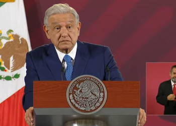López Obrador asegura que habló “temas personales” en reunión con Sheinbaum