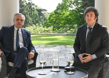 “Milei recibirá una herencia económica explosiva, mucha personas votaron por él para quitarse de encima un gobierno disfuncional”: Periodista Argentino