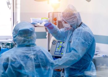 China notifica a OMS que brote de infecciones respiratorias es por “patógenos conocidos”