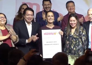 Claudia Sheinbaum se registra como precandidata única de Morena, PT y Partido Verde a la presidencia