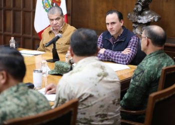 Acuerdan continuidad de operativos decembrinos en transición gubernamental en Coahuila
