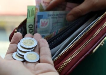 La batalla contra la inflación no ha terminado, afirma subgobernador de Banxico