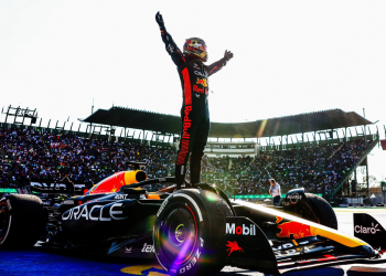 Es una locura ganar 16 carreras; ahora vamos por la 17: Verstappen