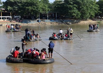 Al menos 40,000 migrantes cruzaron la frontera sur de México en la última ola migratoria