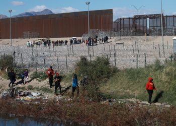 Integrantes de la caravana migrante comienzan a llegar a la frontera norte de México