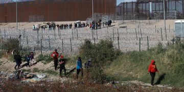 Integrantes de la caravana migrante comienzan a llegar a la frontera norte de México