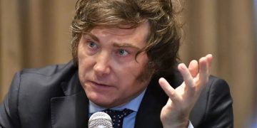 Milei acude a la residencia presidencial de Olivos para empezar la transición