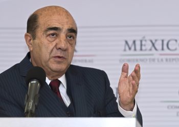 Comisión para la Verdad y Acceso a la Justicia en el Caso Ayotzinapa condenó el cambio de medida cautelar a Murillo Karam