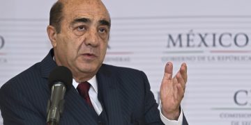 Comisión para la Verdad y Acceso a la Justicia en el Caso Ayotzinapa condenó el cambio de medida cautelar a Murillo Karam