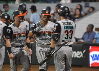 Naranjeros se lleva el primero de la serie ante Algodoneros