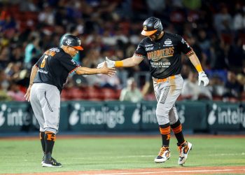 Naranjeros pierde ante Charros en el juego uno