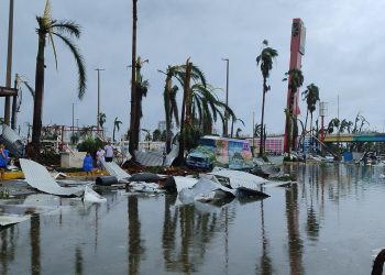 A un mes de Otis, Acapulco sigue con olores pestilentes por la basura generada