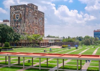 Tras elección de nuevo rector, López Obrador espera que haya cambio de dirección en la UNAM