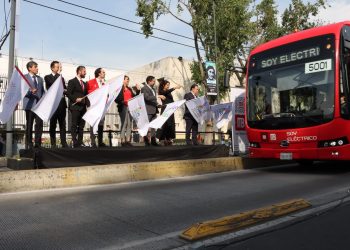 Entran en operación 20 nuevas unidades eléctricas del Metrobús