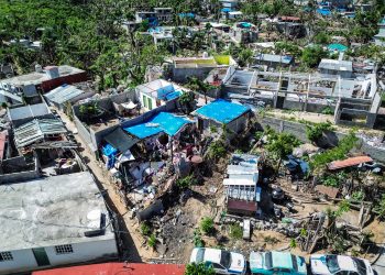 Habitantes de Acapulco aseguran que serán unas fiestas amargas por estragos del huracán Otis